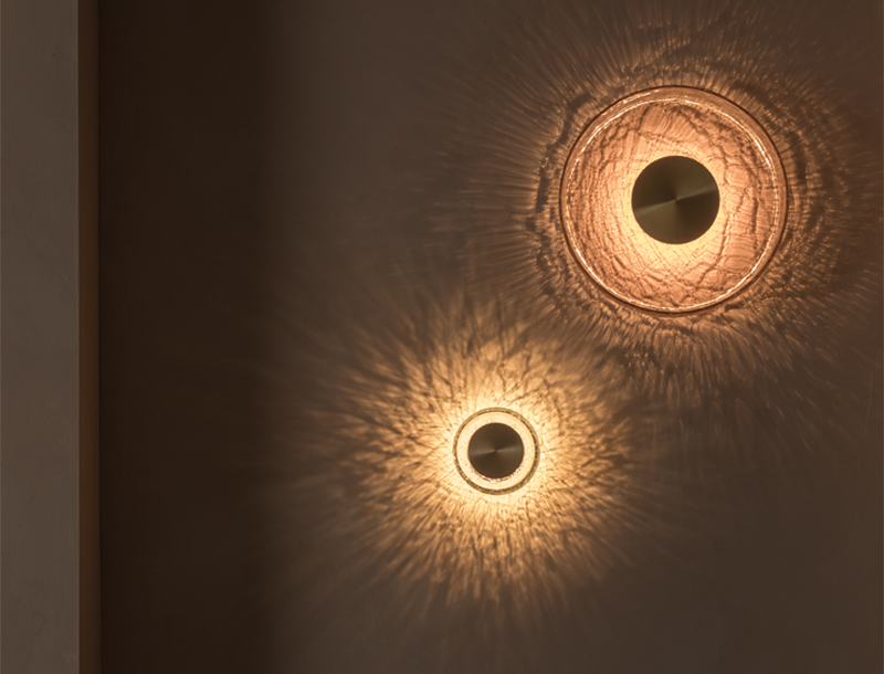 Crackle W3 Wall Light