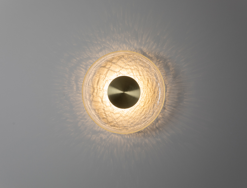 Crackle W3 Wall Light